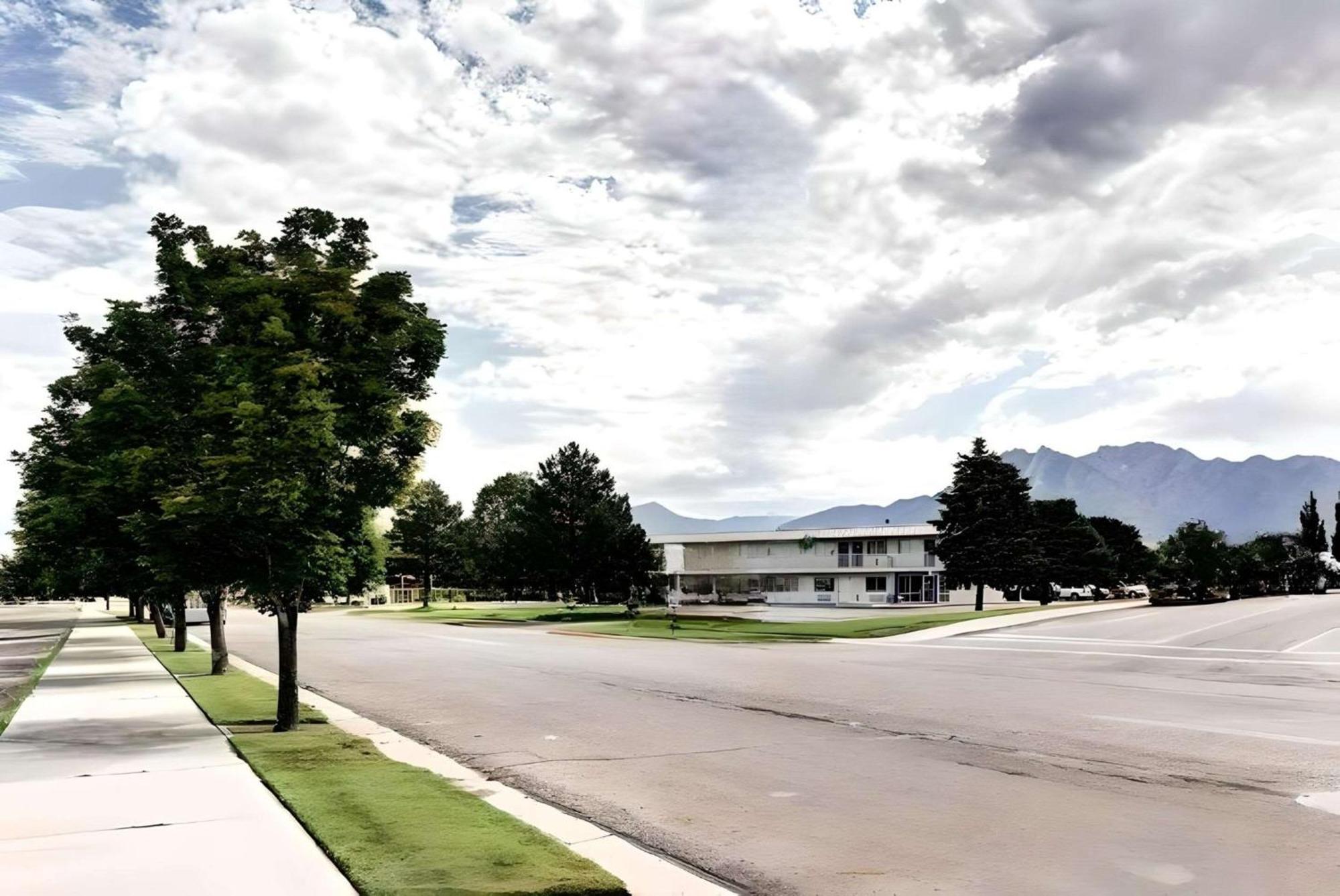 Econo Lodge Midvale Eksteriør billede