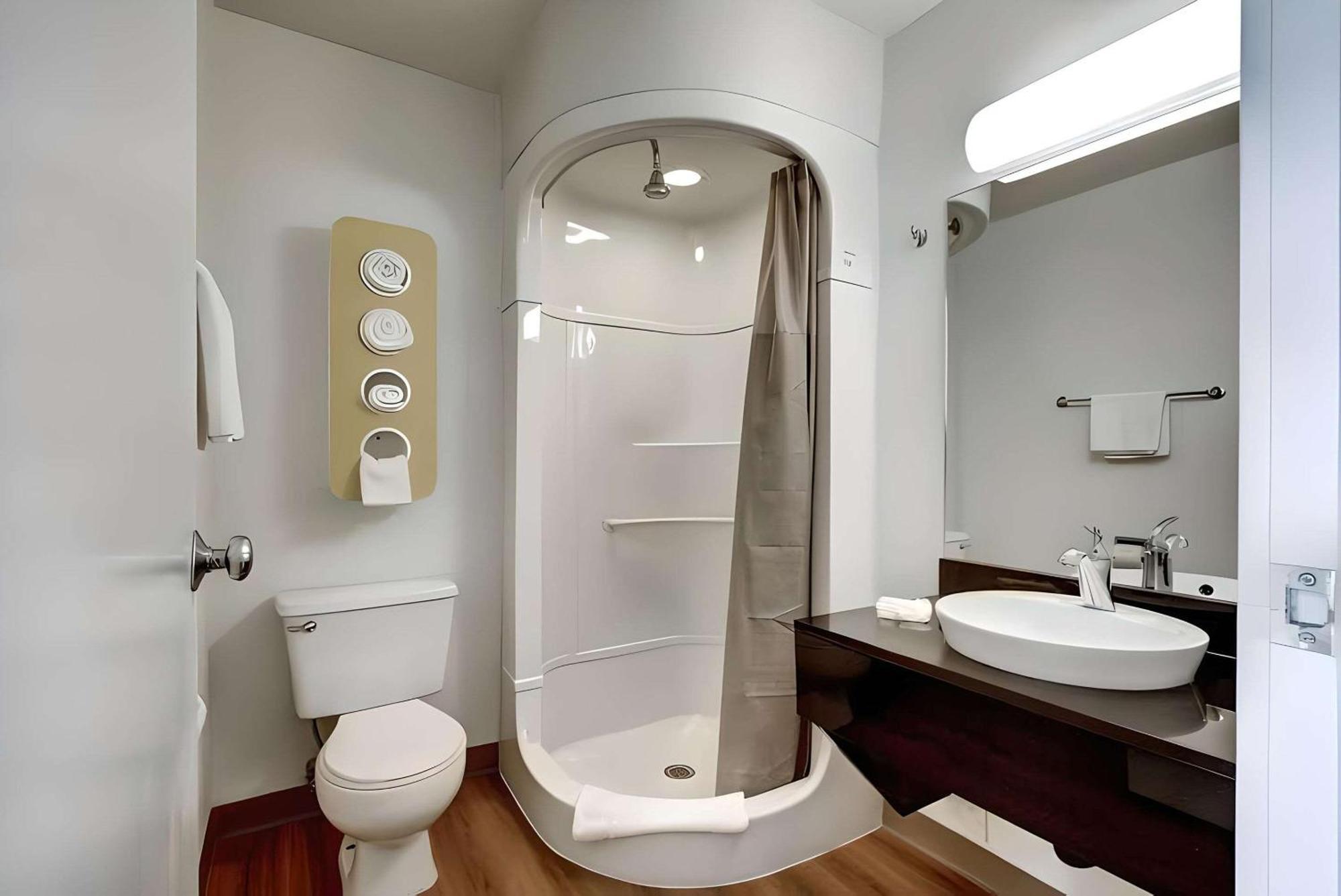 Econo Lodge Midvale Eksteriør billede