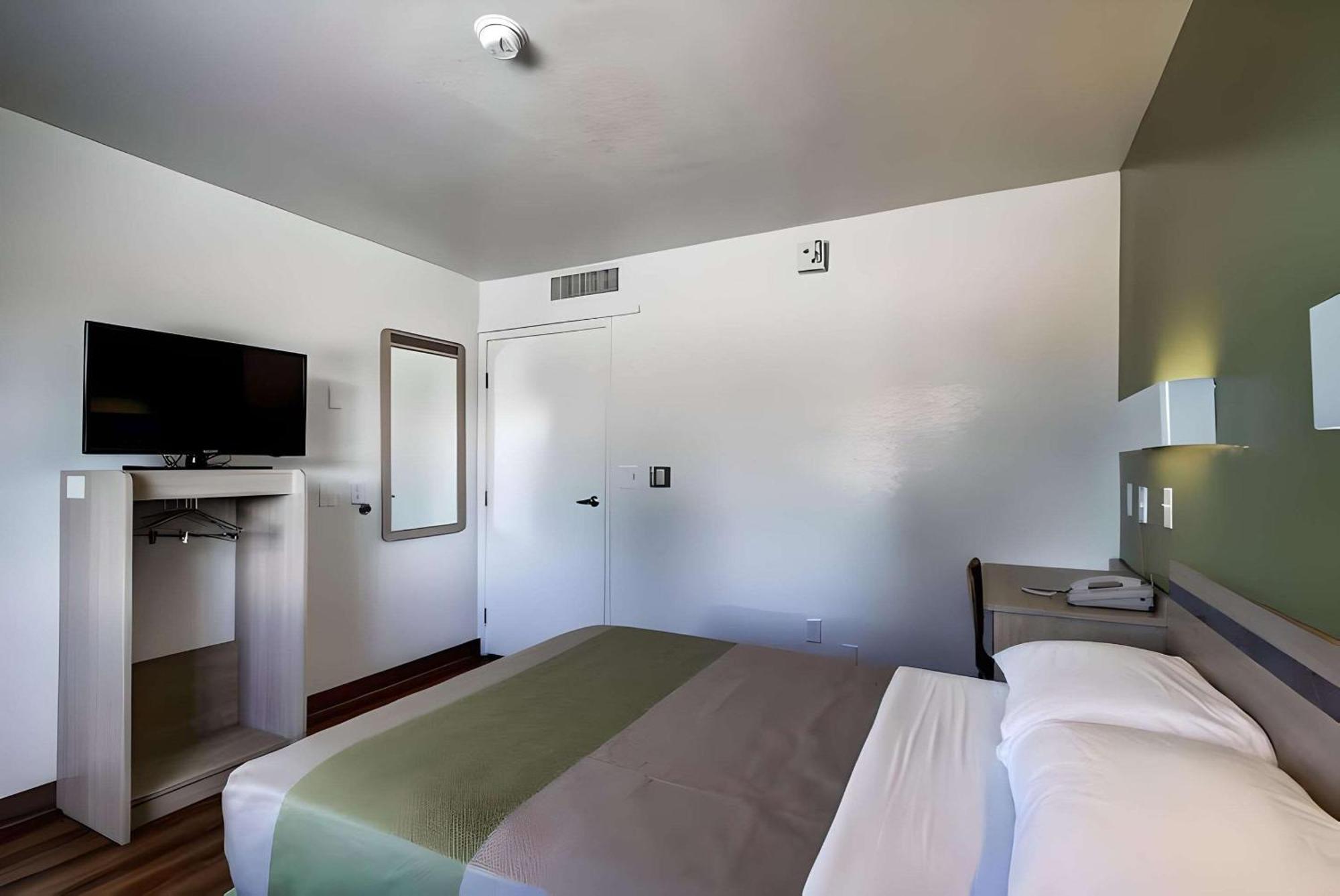Econo Lodge Midvale Eksteriør billede