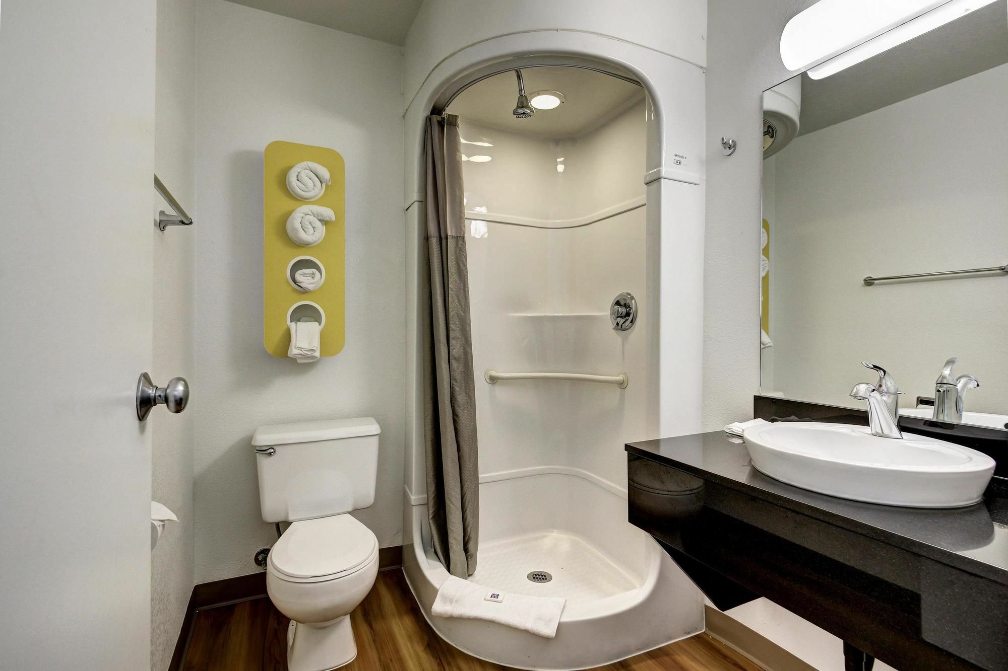 Econo Lodge Midvale Eksteriør billede