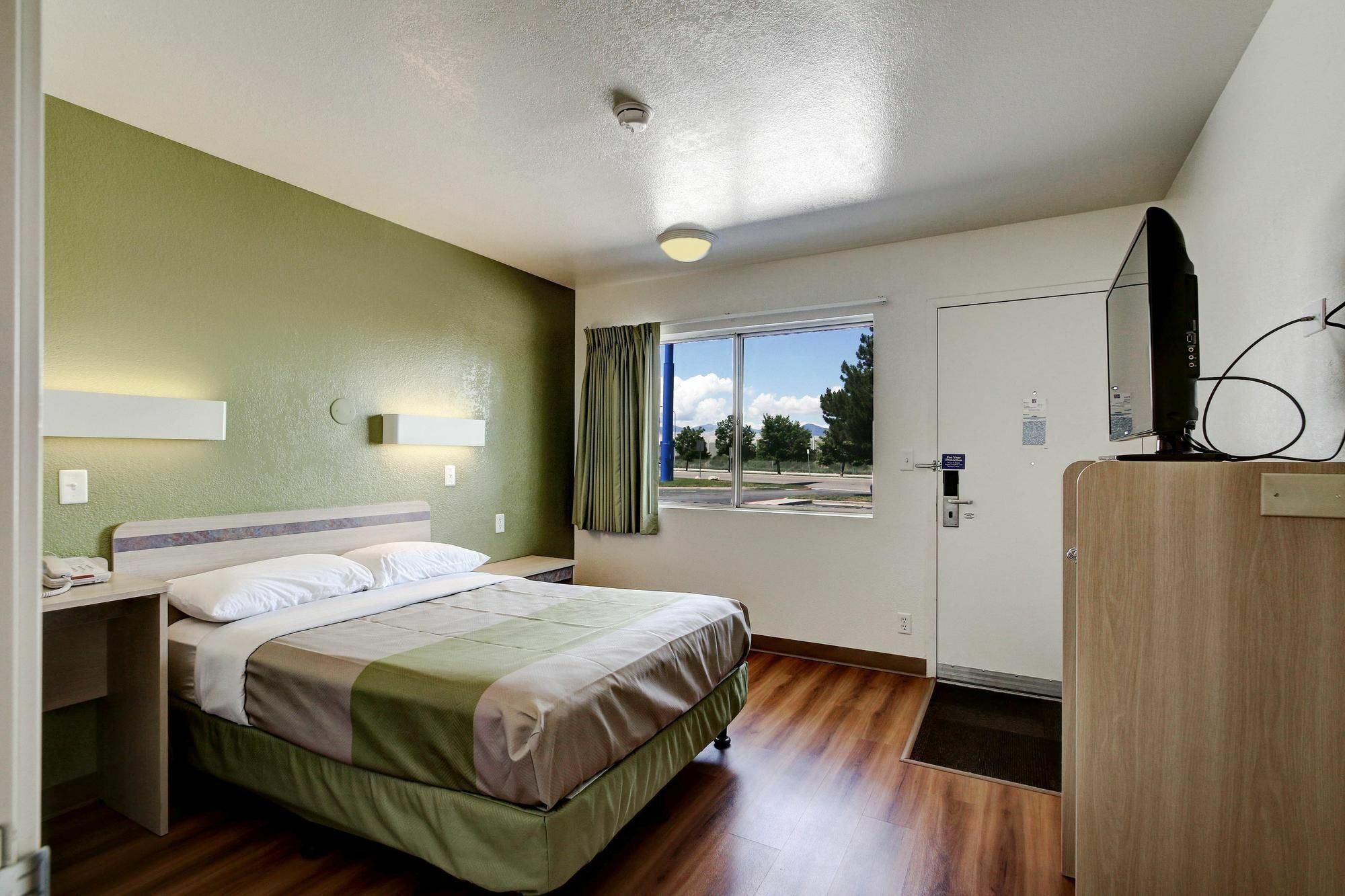 Econo Lodge Midvale Eksteriør billede