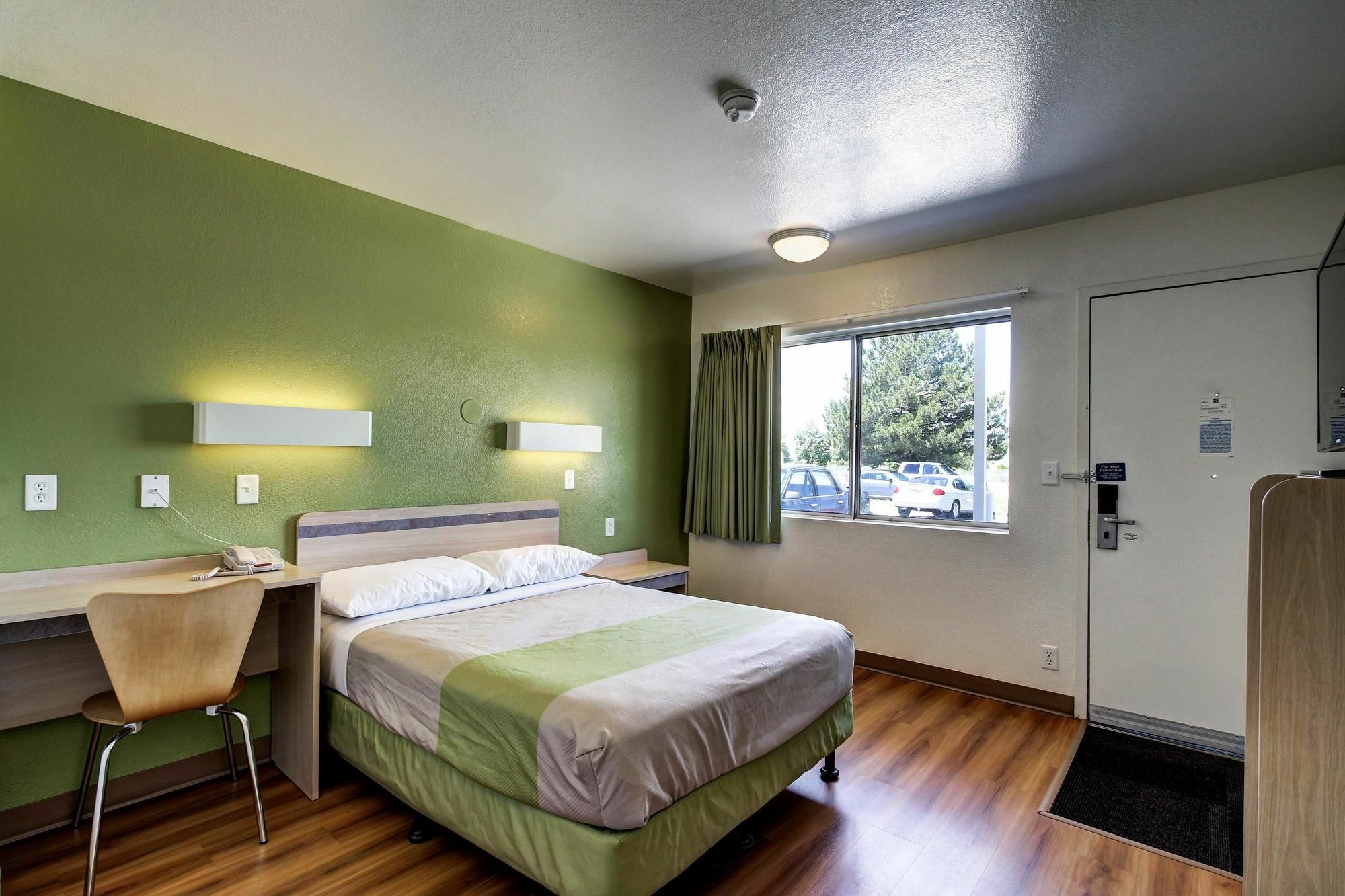 Econo Lodge Midvale Eksteriør billede