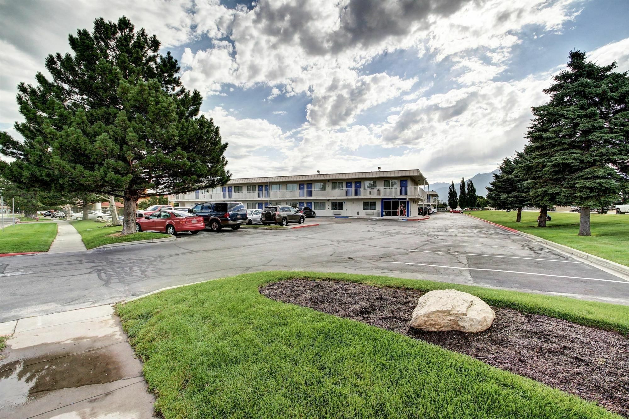 Econo Lodge Midvale Eksteriør billede